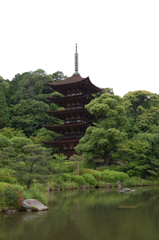 瑠璃光寺　五重塔