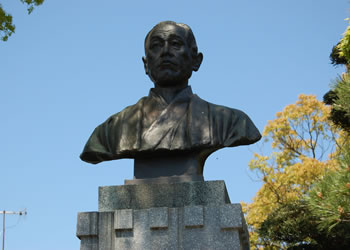 福沢諭吉旧宅 胸像